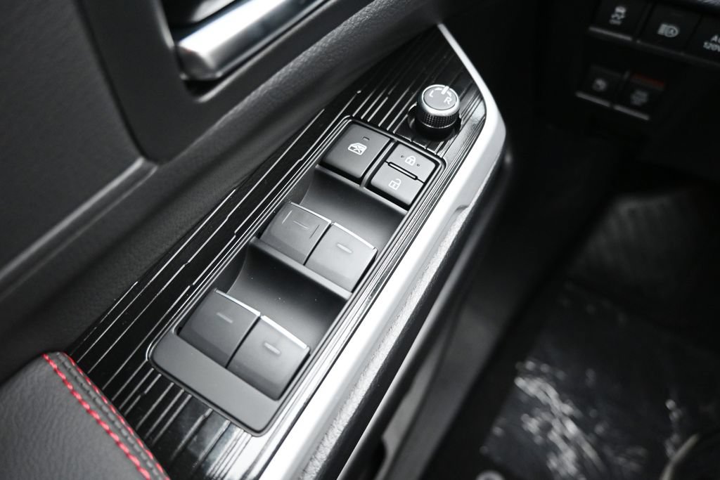 New 2026 Toyota Sienna XSE FWD image 29