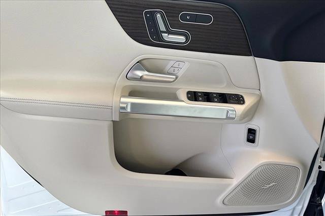 New 2026 Mercedes-Benz GLB 250 image 16