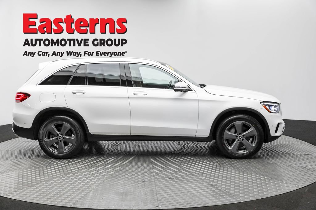 Used 2021 Mercedes-Benz GLC 300 4MATIC w/ Driver Assistance Package image 4