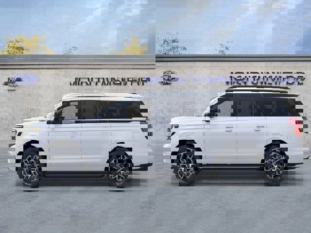 New 2025 Ford Expedition Max Active image 3