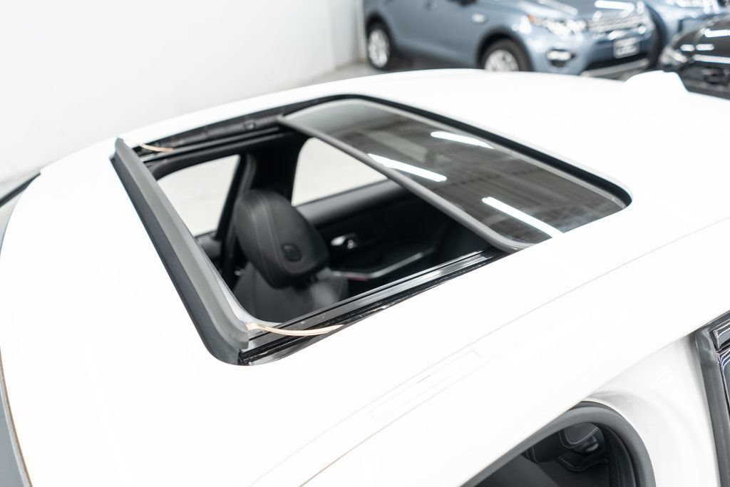 Used 2026 BMW 330i xDrive Sedan AWD/4WD image 51