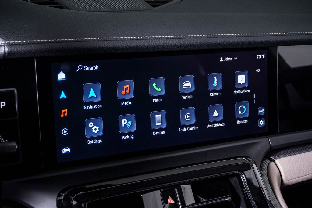 Certified 2025 Porsche Panamera 4 AWD/4WD image 22