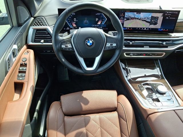 Used 2024 BMW X5 xDrive40i w/ Premium Package image 11