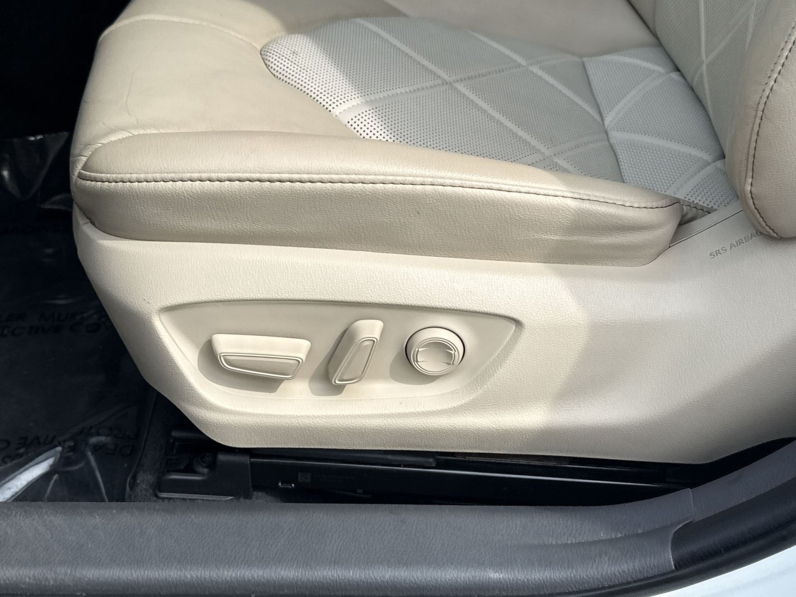 Used 2018 Toyota Camry XLE w/ Audio Package FWD image 14