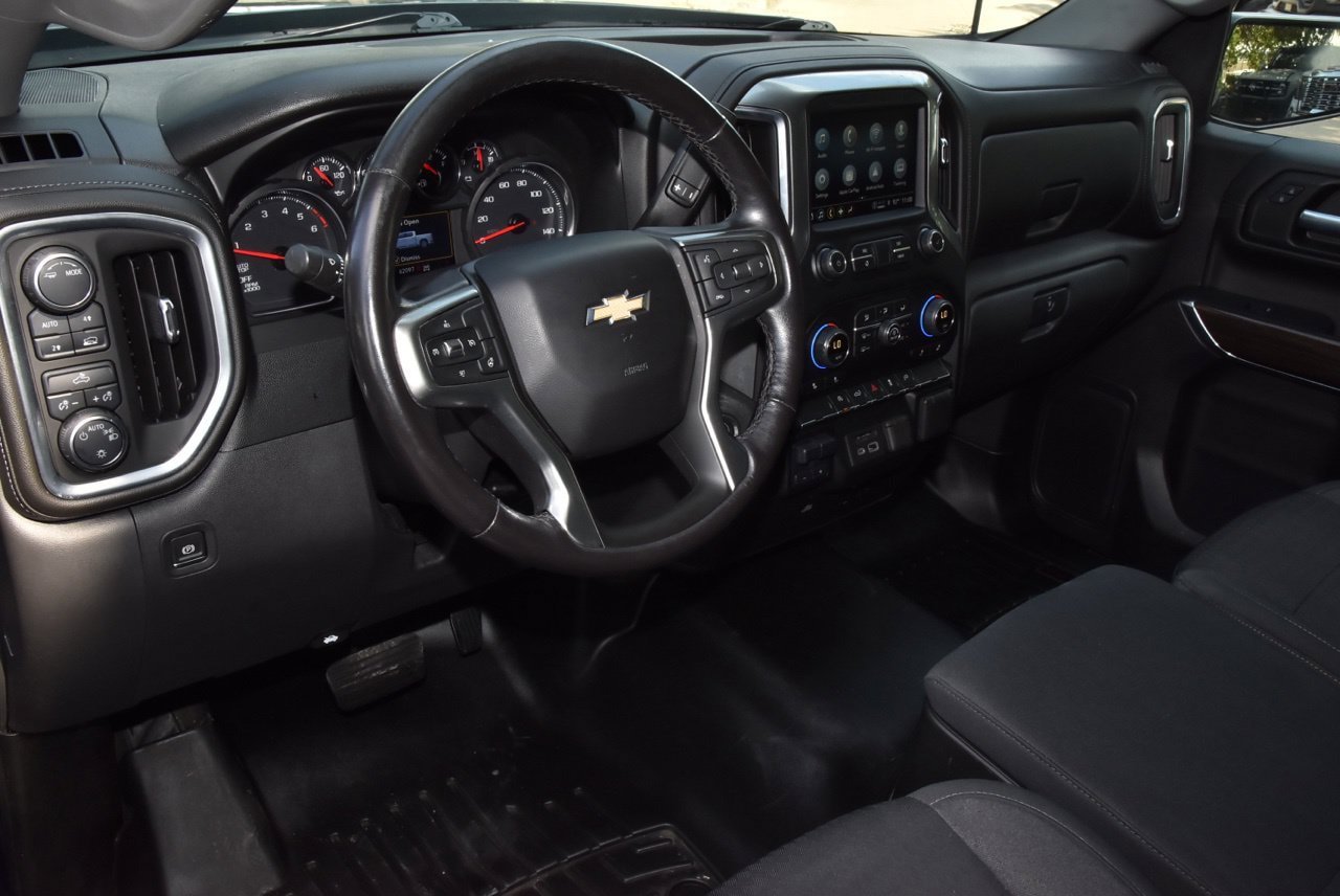 Used 2021 Chevrolet Silverado 1500 LT w/ Convenience Package II AWD/4WD image 33