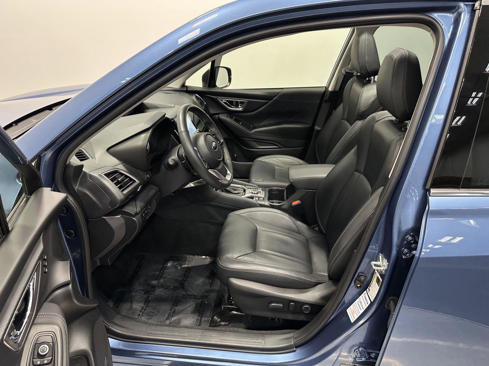 Used 2023 Subaru Forester Touring image 14