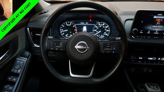 Used 2022 Nissan Rogue SV image 12