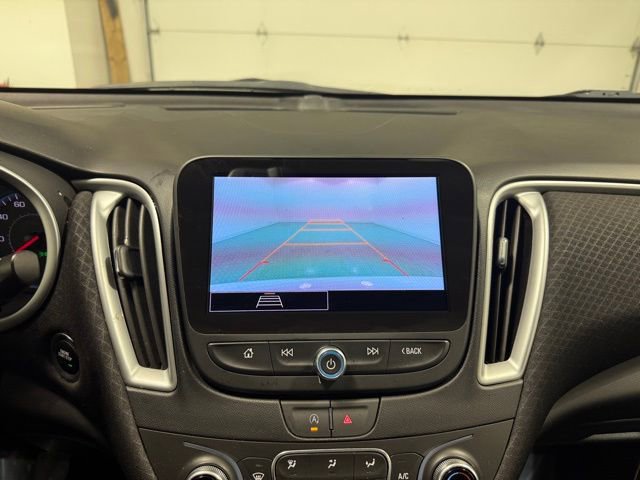 Used 2023 Chevrolet Malibu LT image 18