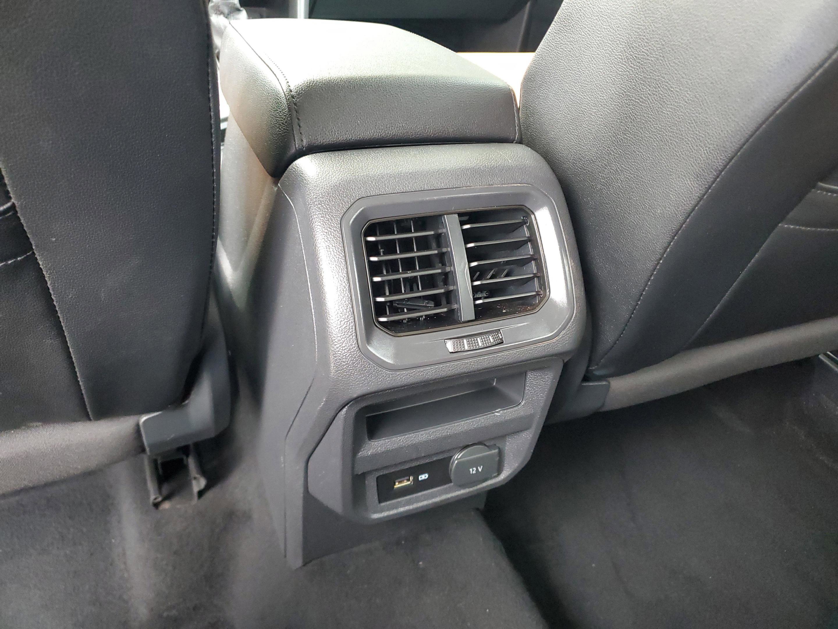 Used 2019 Volkswagen Tiguan S FWD image 13