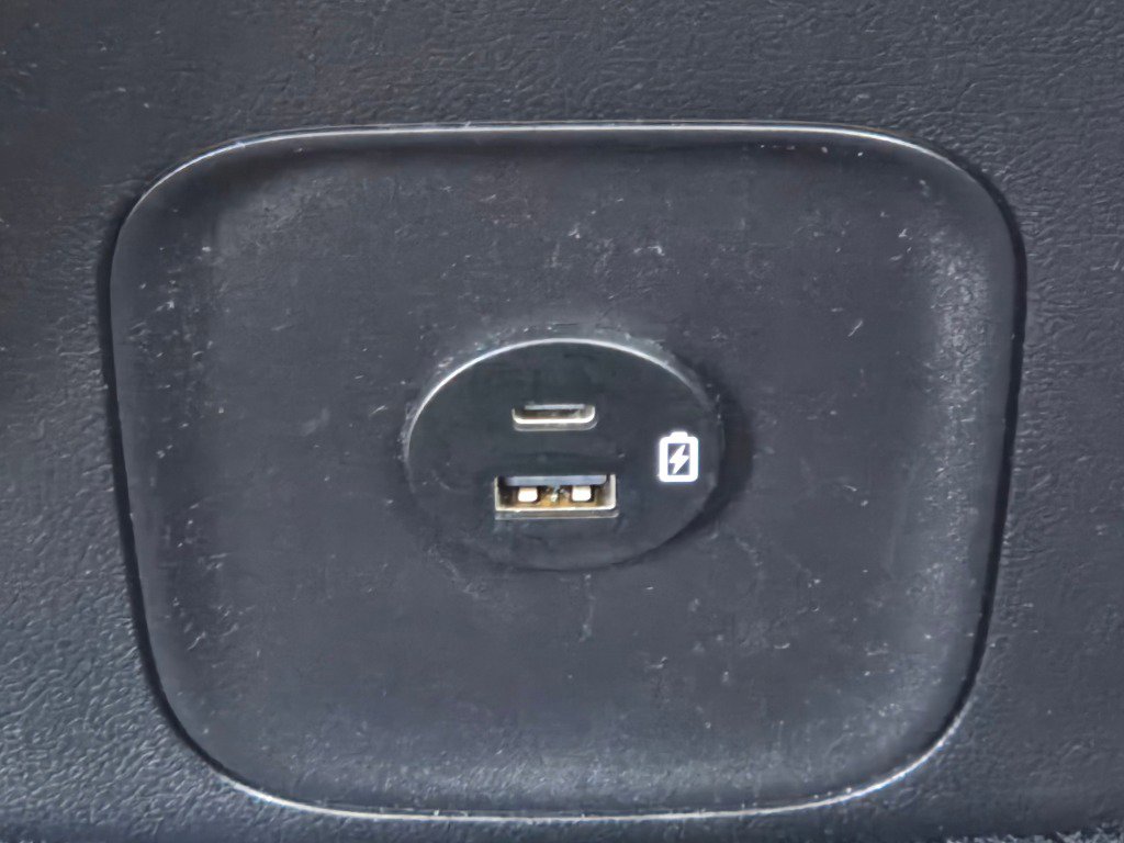 Used 2022 Ford Escape SEL w/ Technology Package image 18