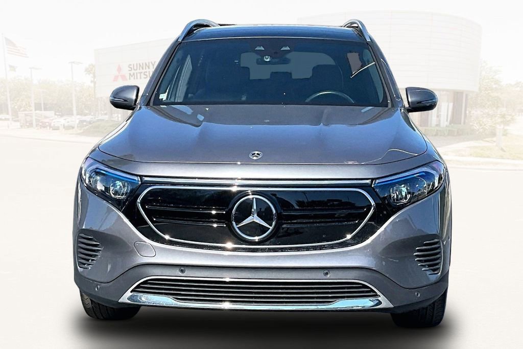 Used 2022 Mercedes-Benz EQB 350 4MATIC image 2
