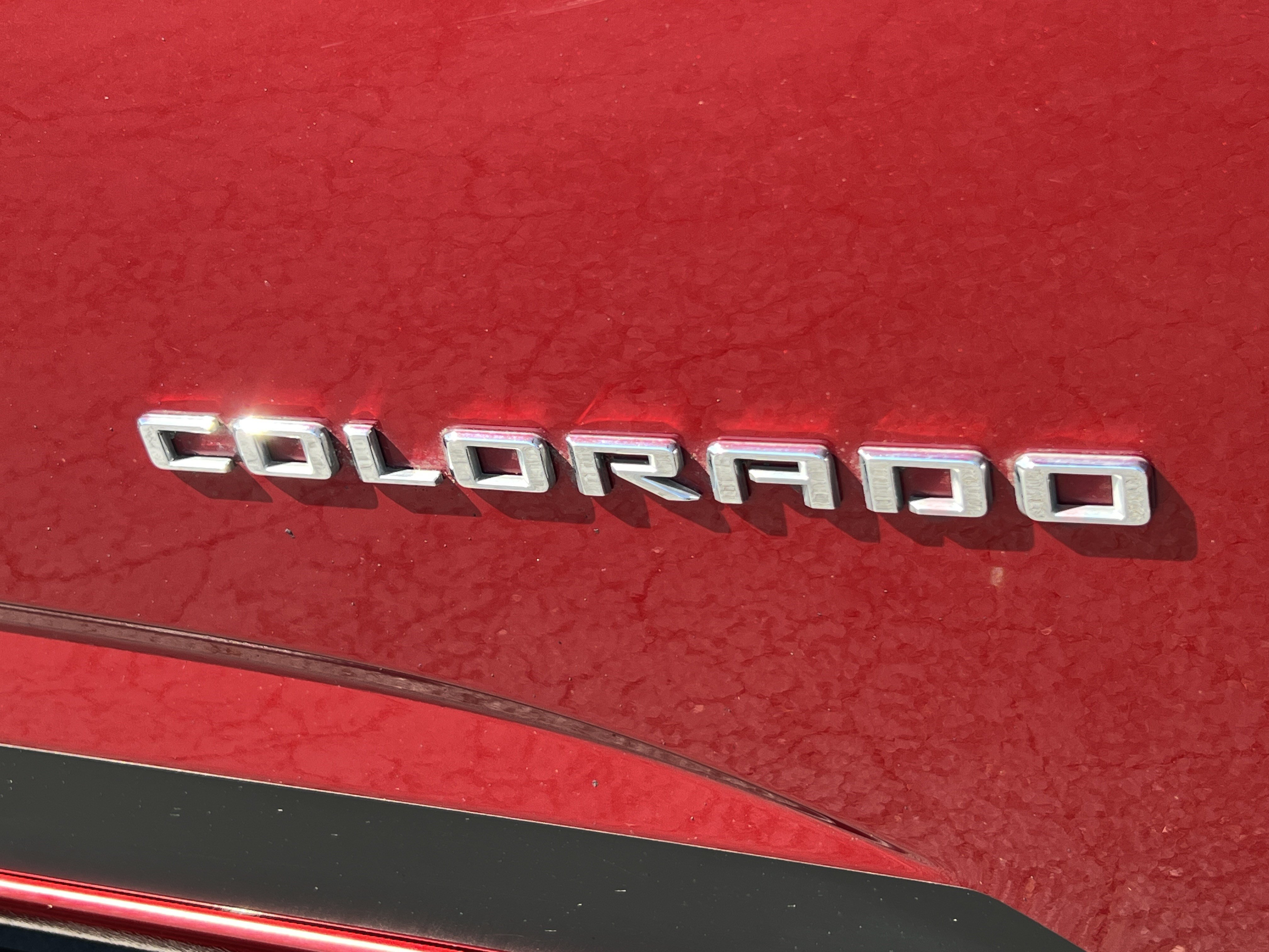 Certified 2022 Chevrolet Colorado ZR2 w/ LPO, Door Decal Package AWD/4WD image 9