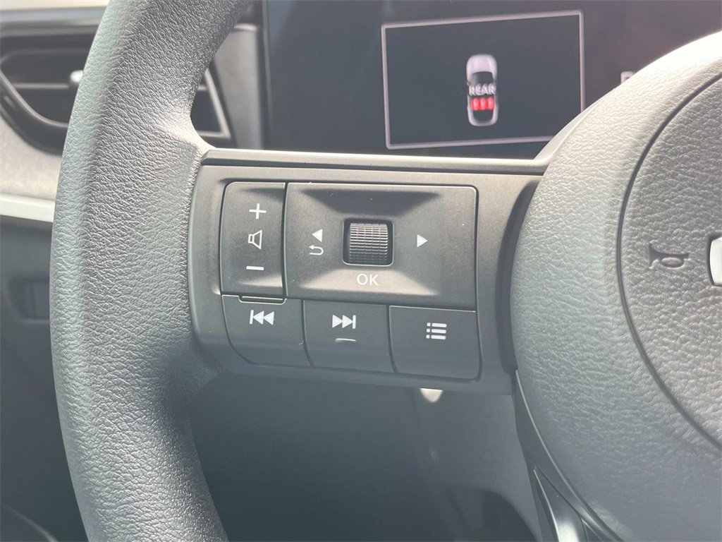 New 2025 Nissan Kicks SV w/ Illumination Package image 23