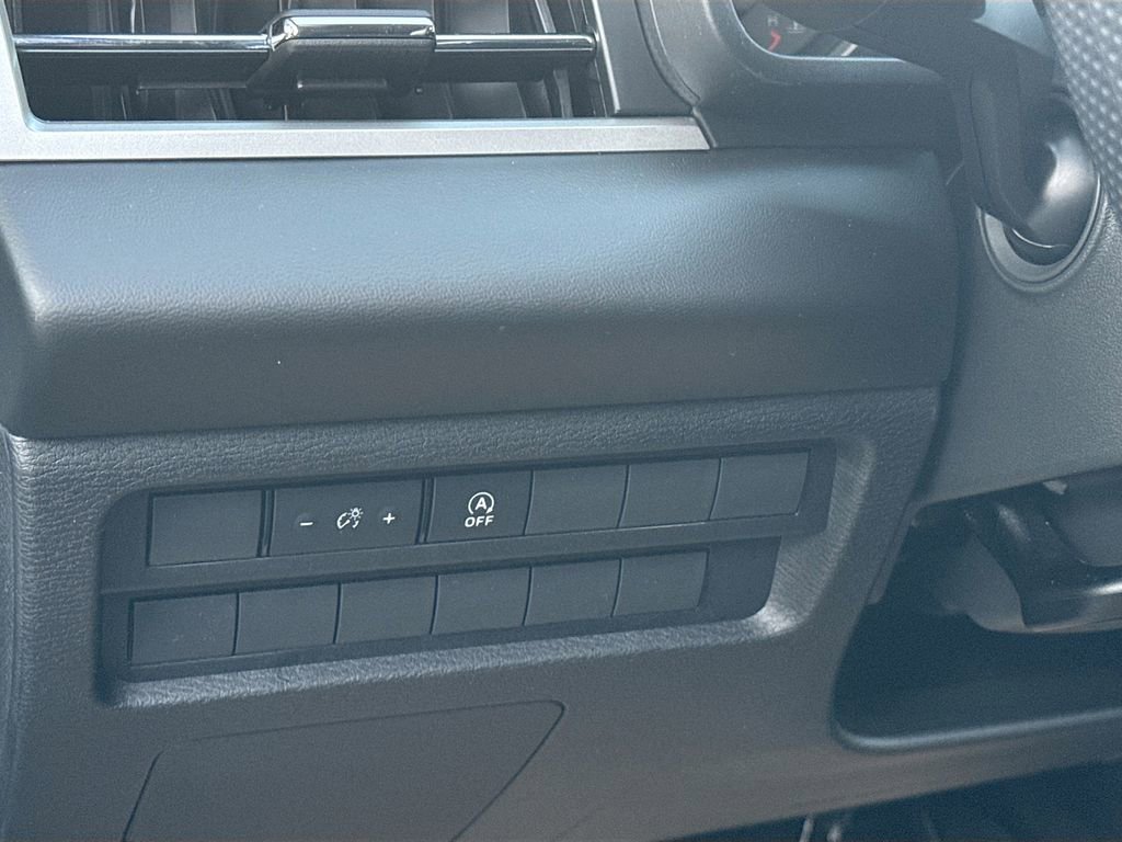 New 2026 Mitsubishi Outlander ES image 10