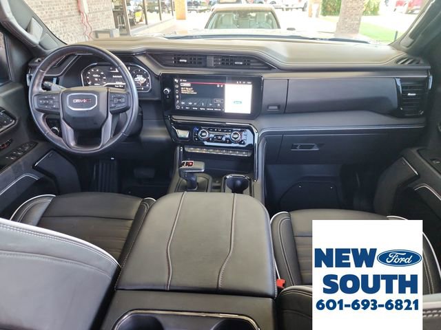 Used 2024 GMC Sierra 1500 AT4X image 18