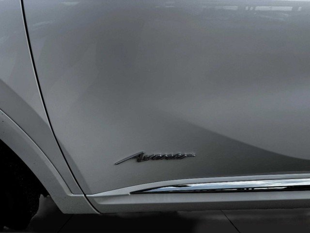 Used 2024 Buick Envision Avenir image 14