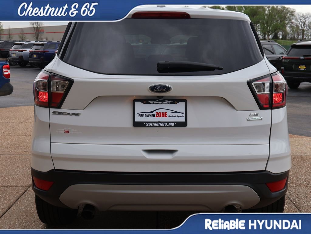 Used 2017 Ford Escape SE image 5