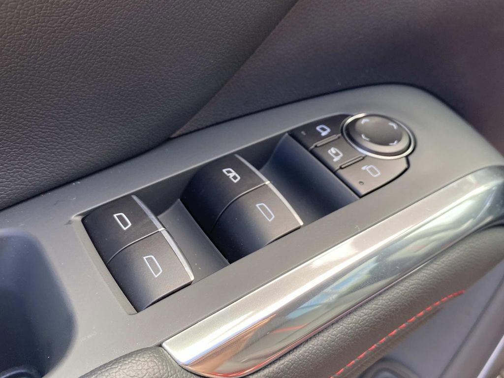 New 2026 Chevrolet Traverse RS image 18