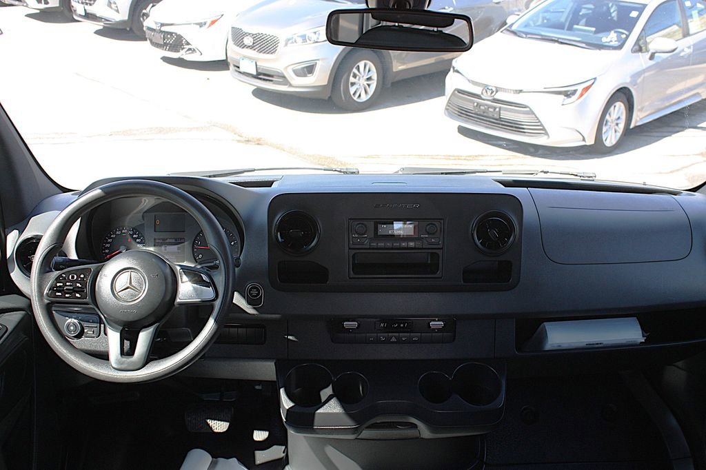 Used 2020 Mercedes-Benz Sprinter 144 Cargo image 15