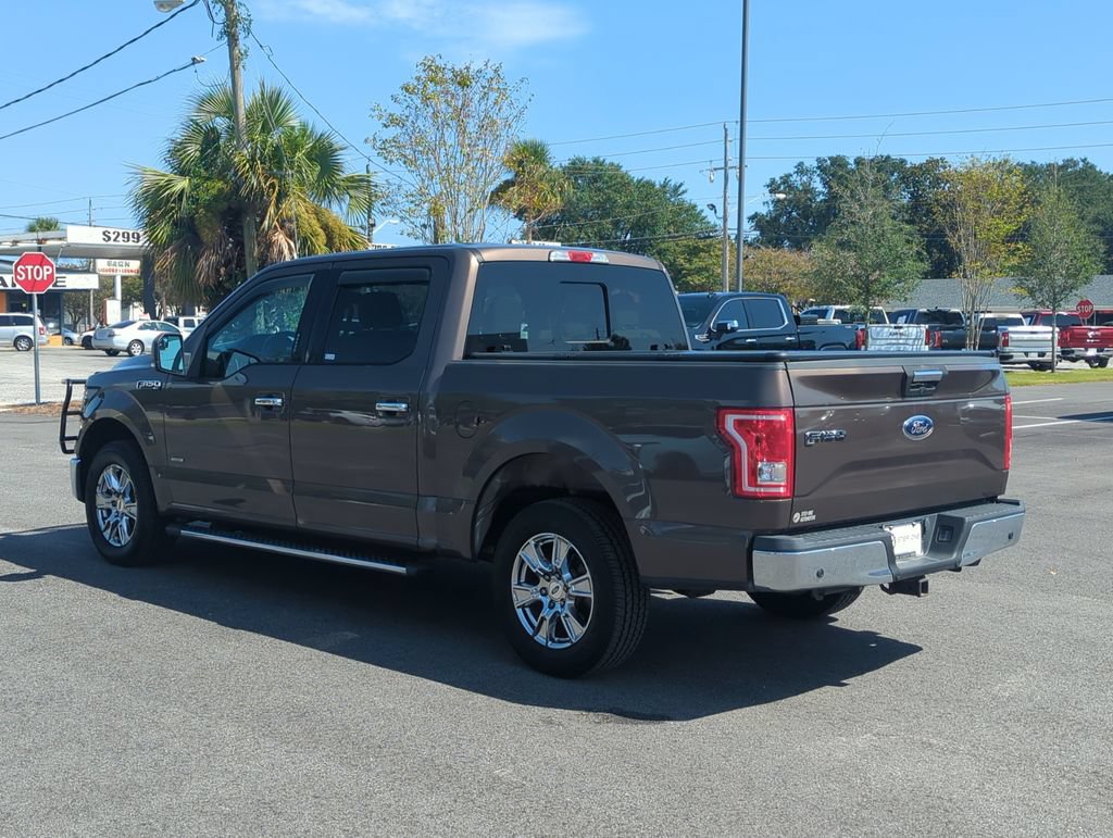 Used 2015 Ford F150 XLT w/ Equipment Group 302A Luxury RWD image 4