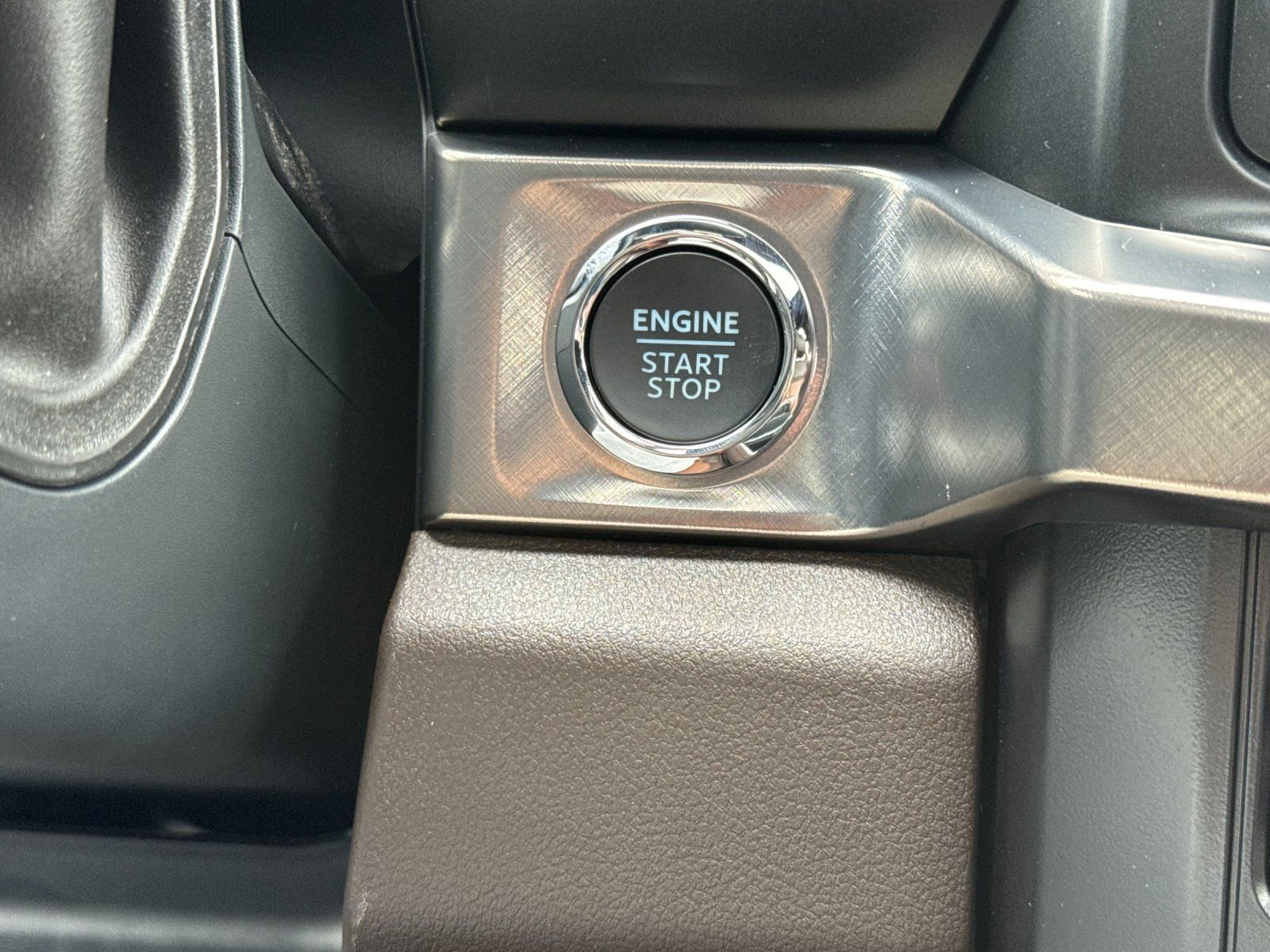 New 2026 Ford F250 King Ranch w/ Chrome Package image 25