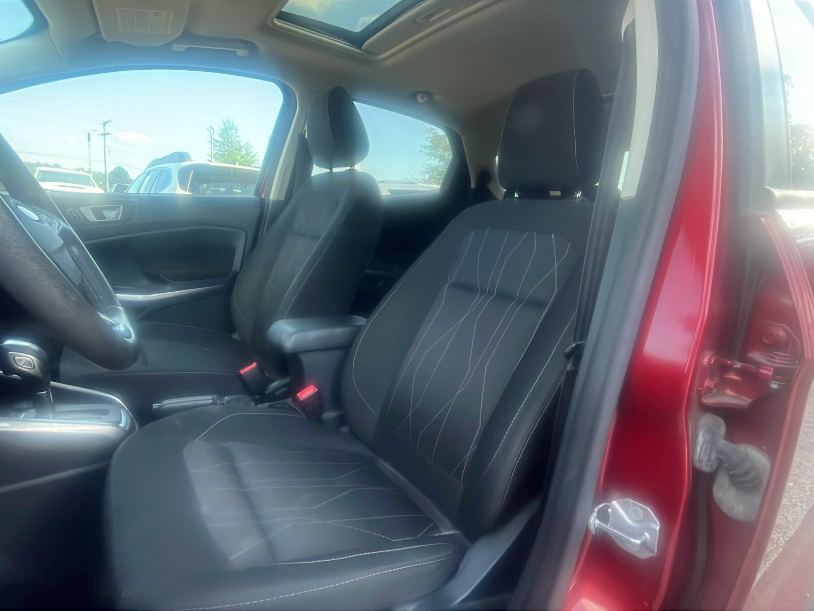 Used 2020 Ford EcoSport SE w/ SE Convenience Package FWD image 18