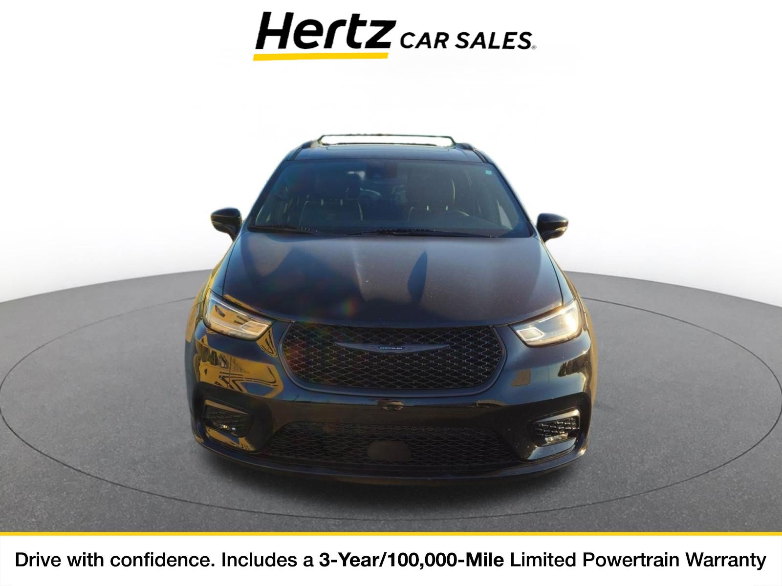 Used 2025 Chrysler Pacifica Limited FWD image 1