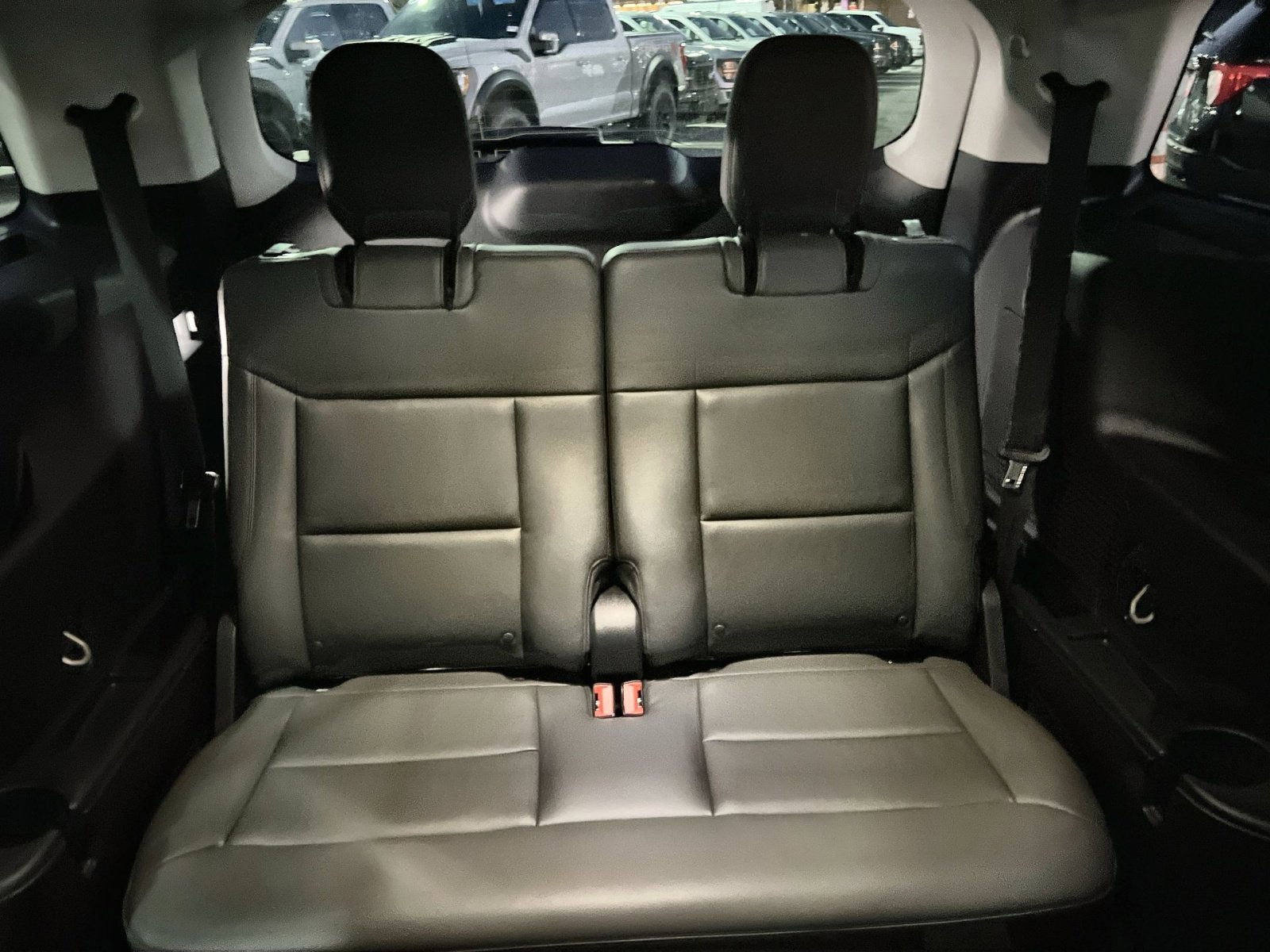 Used 2025 Ford Explorer Active w/ Active Comfort Package image 25