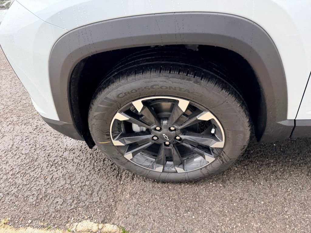 New 2026 Chevrolet Equinox RS w/ Convenience Package III image 9