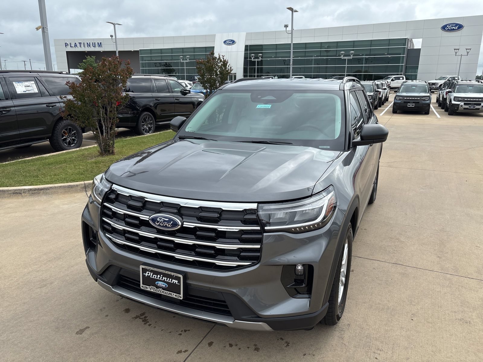 New 2026 Ford Explorer Active w/ Active Comfort Package RWD image 25