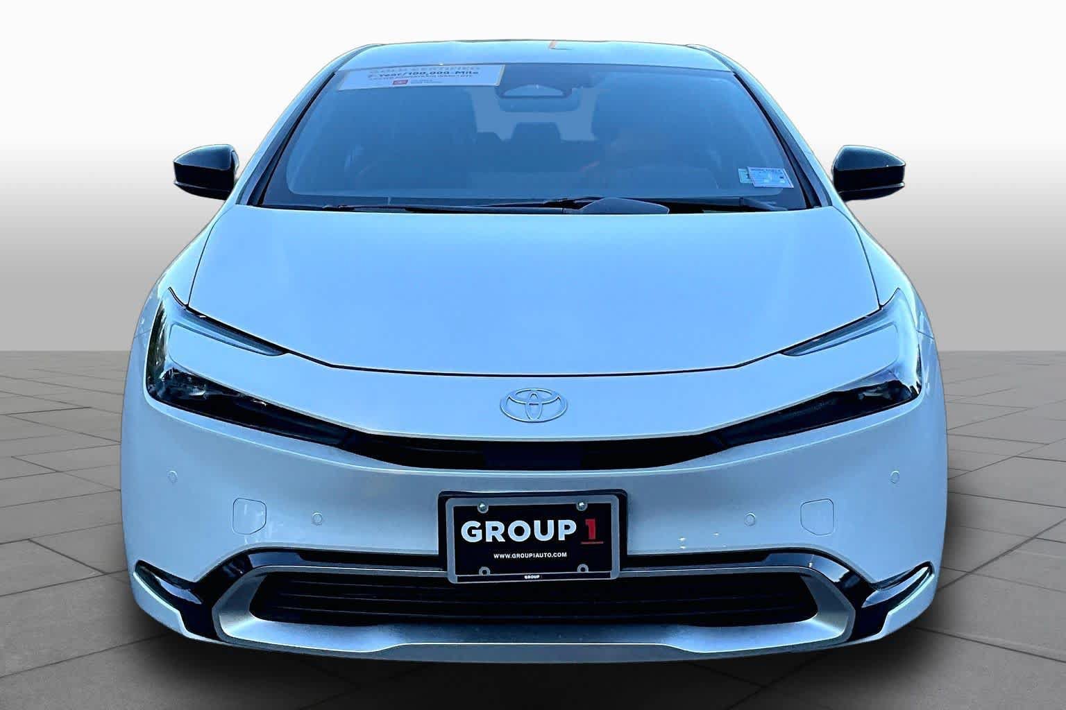 Certified 2026 Toyota Prius Plug-In Hybrid FWD image 4
