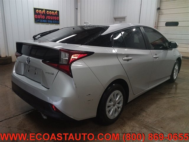 Used 2019 Toyota Prius LE FWD image 3