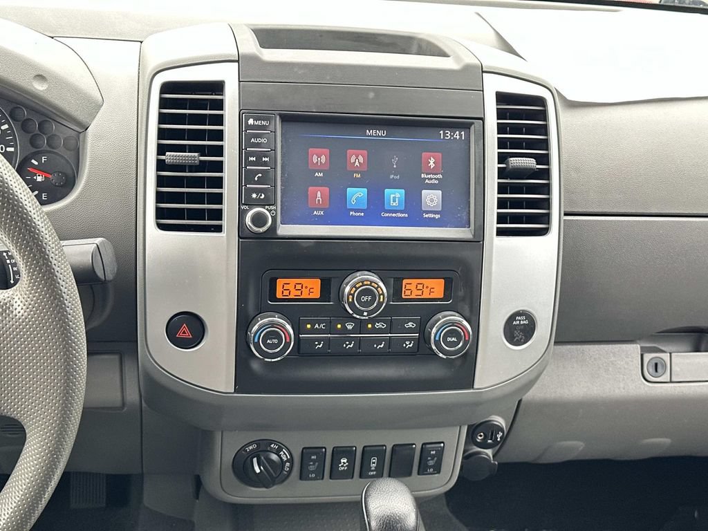 Used 2020 Nissan Frontier SV AWD/4WD image 19