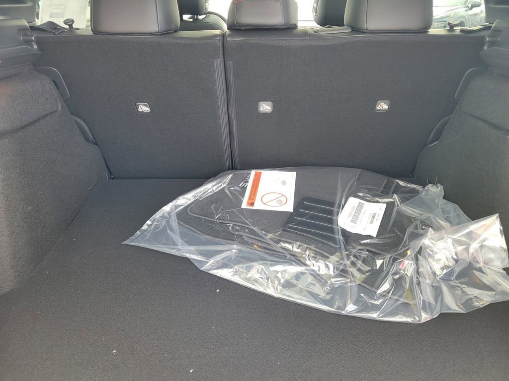 New 2026 Nissan Kicks SR w/ SR Premium Package image 37