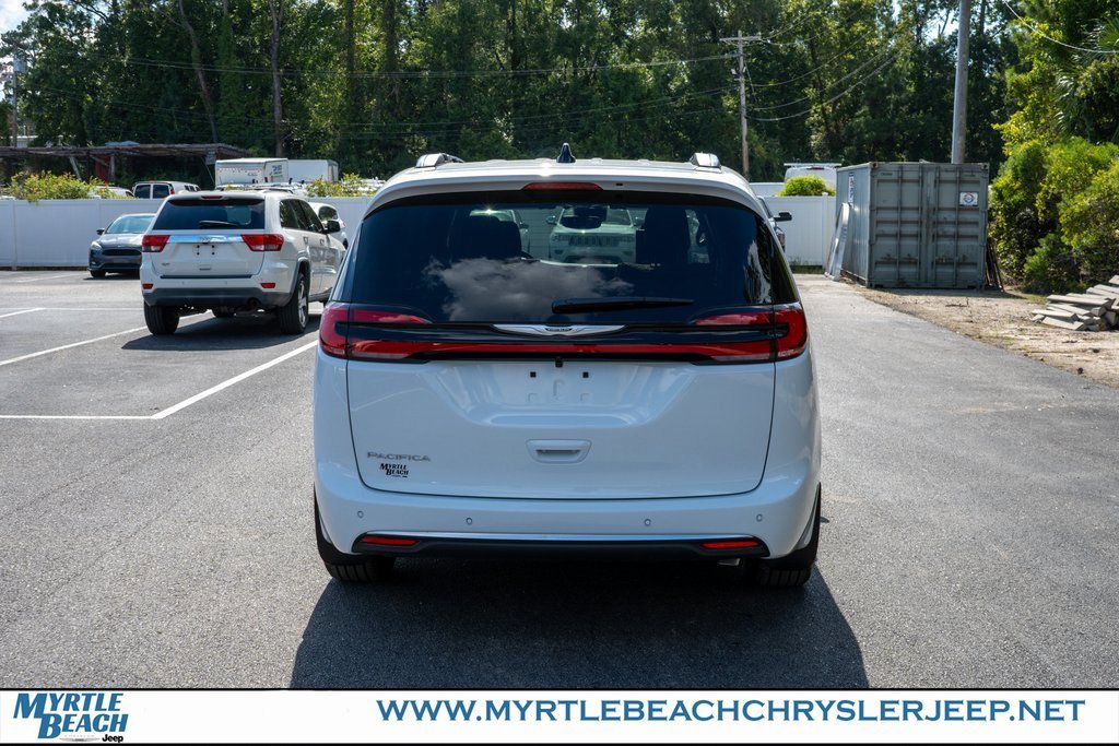 New 2026 Chrysler Pacifica Pinnacle image 5