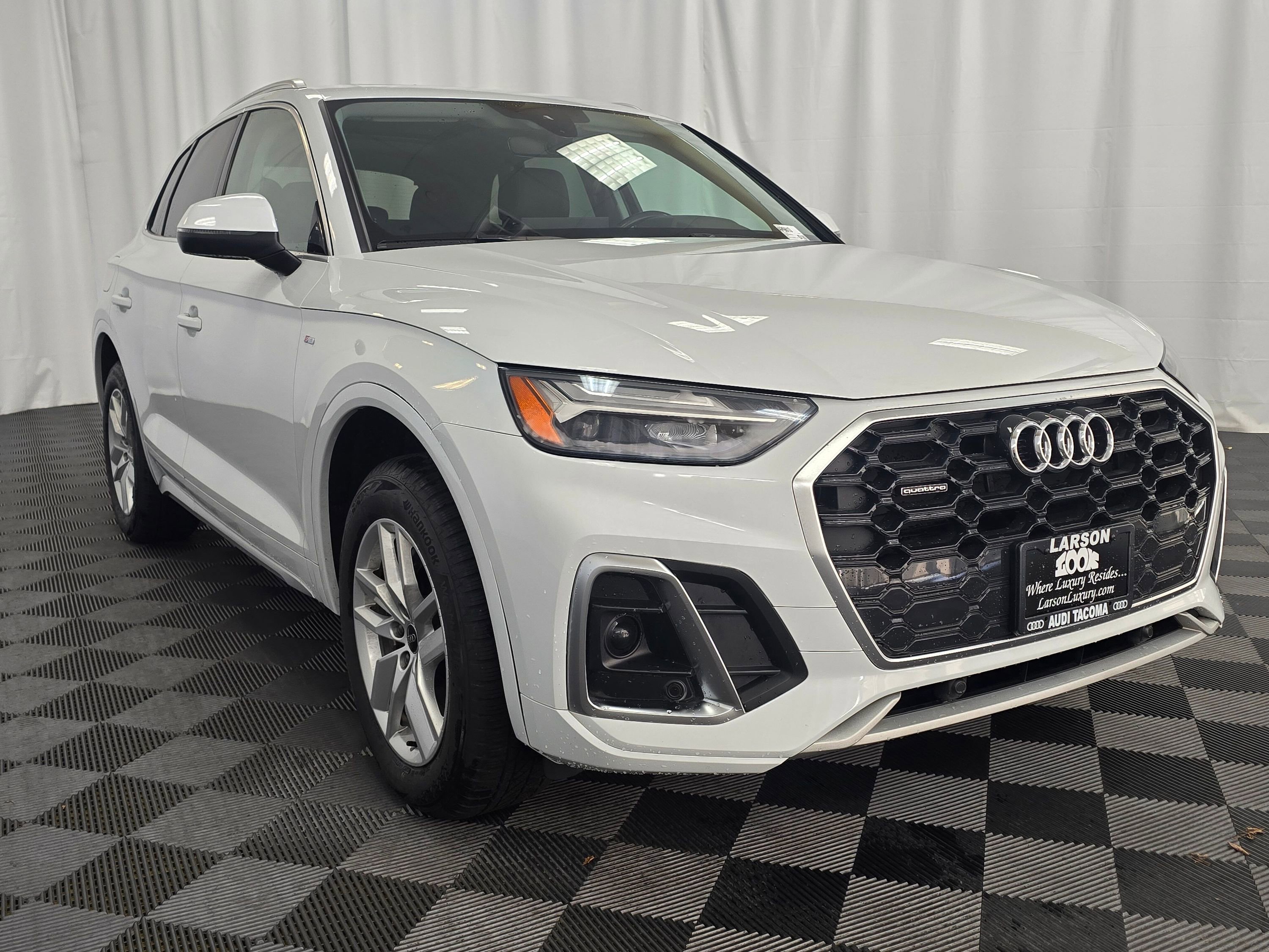Used 2022 Audi Q5 2.0T Premium w/ Convenience Package image 8