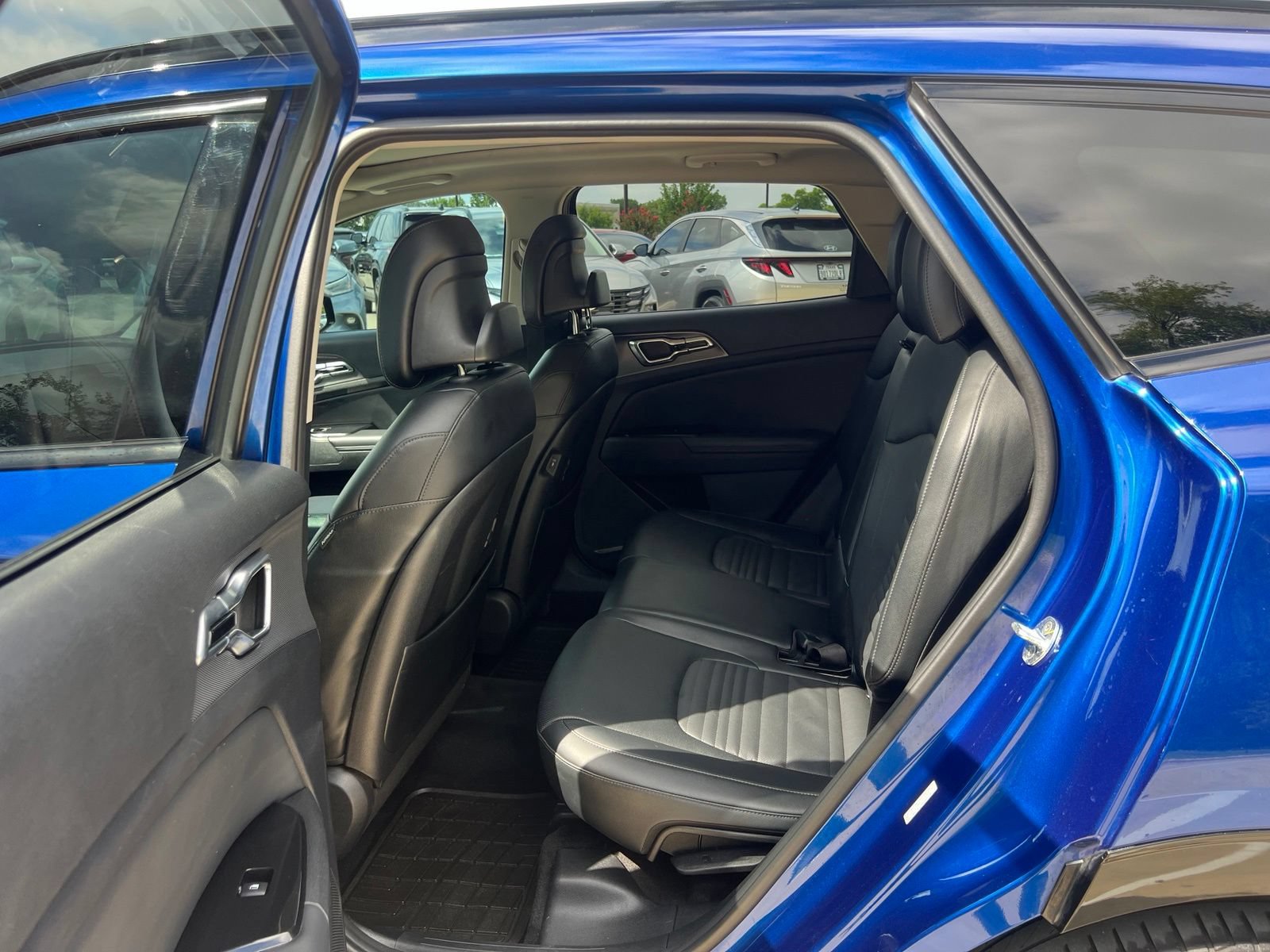 Used 2023 Kia Sportage SX FWD image 17