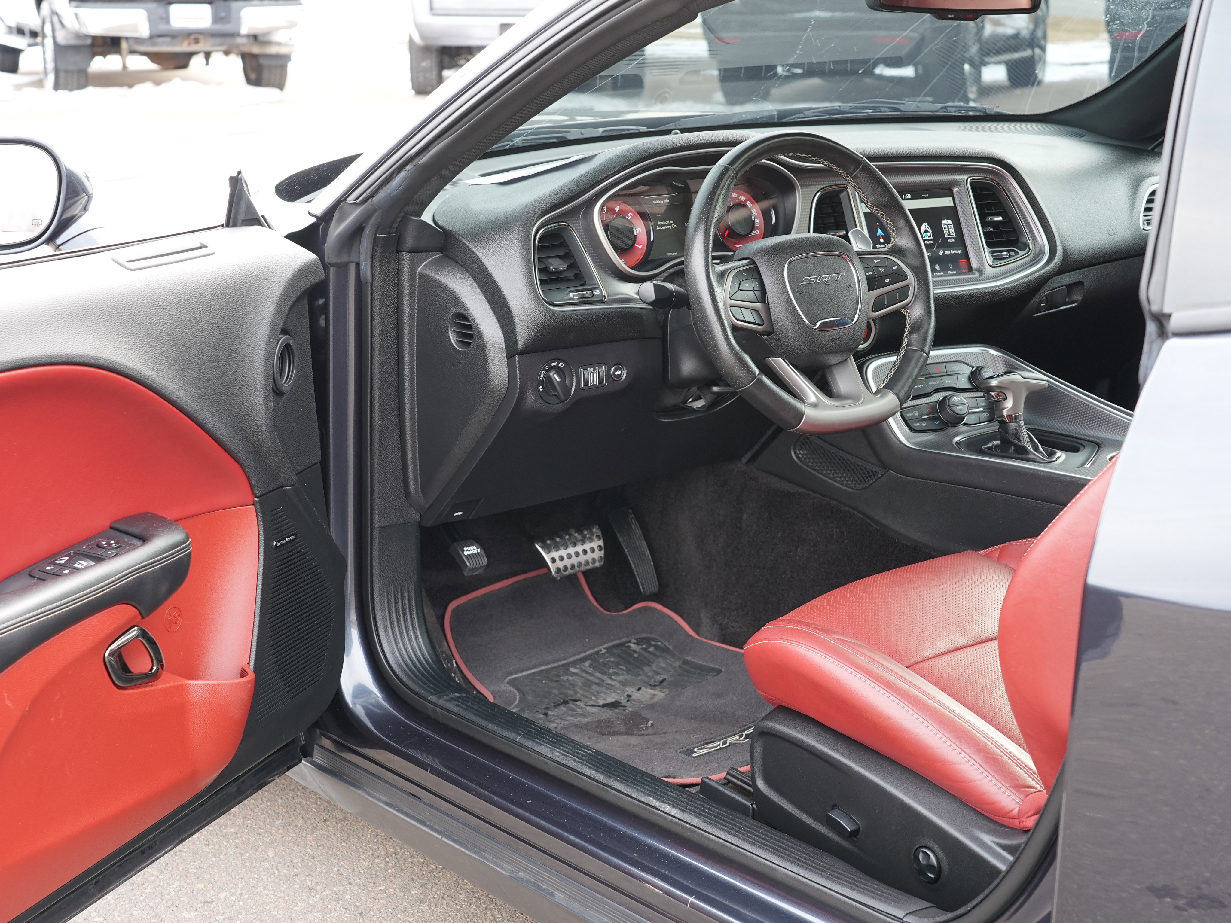 Used 2019 Dodge Challenger SRT Hellcat Redeye image 19