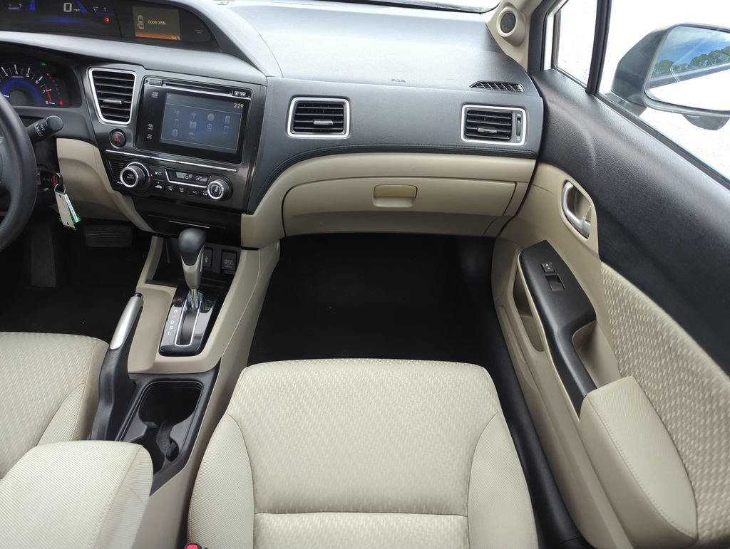 Used 2015 Honda Civic SE image 16