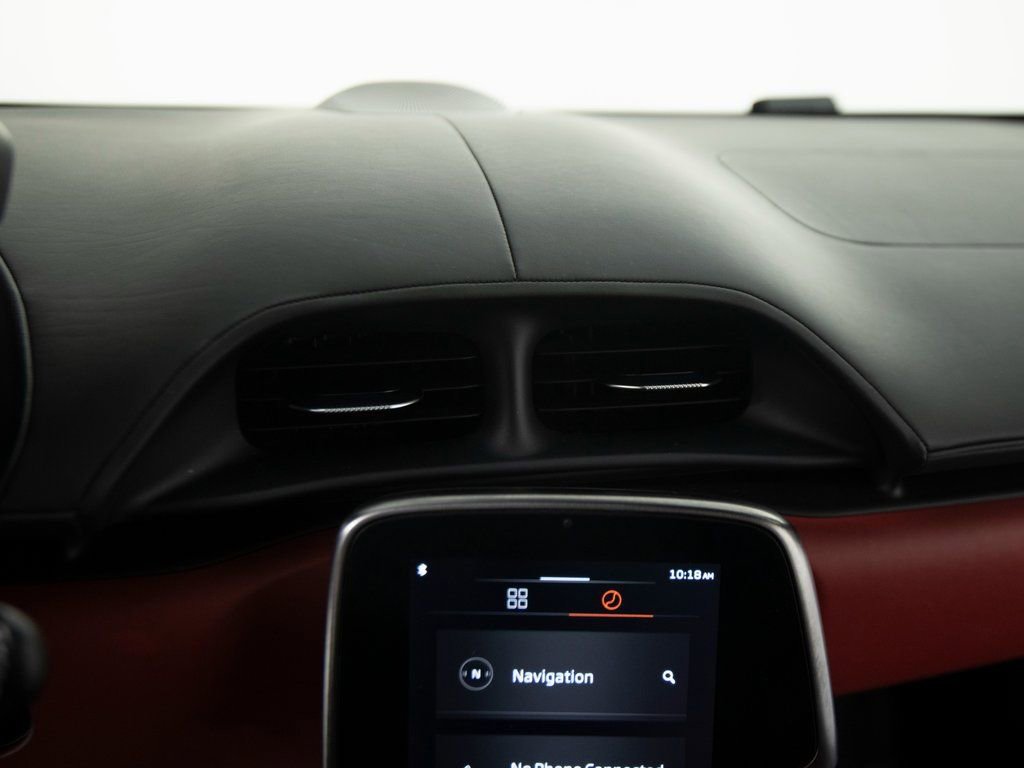 Used 2023 McLaren Artura image 17