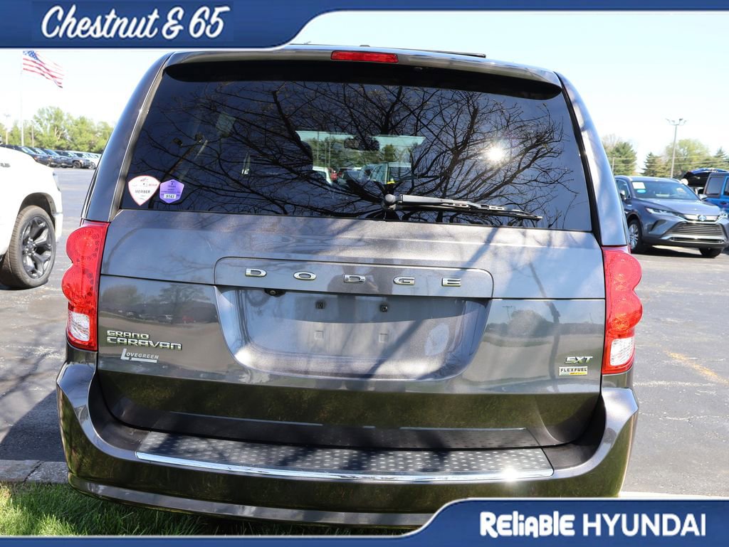 Used 2019 Dodge Grand Caravan SXT image 21