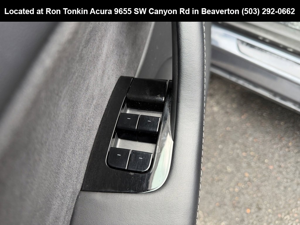 Used 2021 Tesla Model Y Long Range image 13