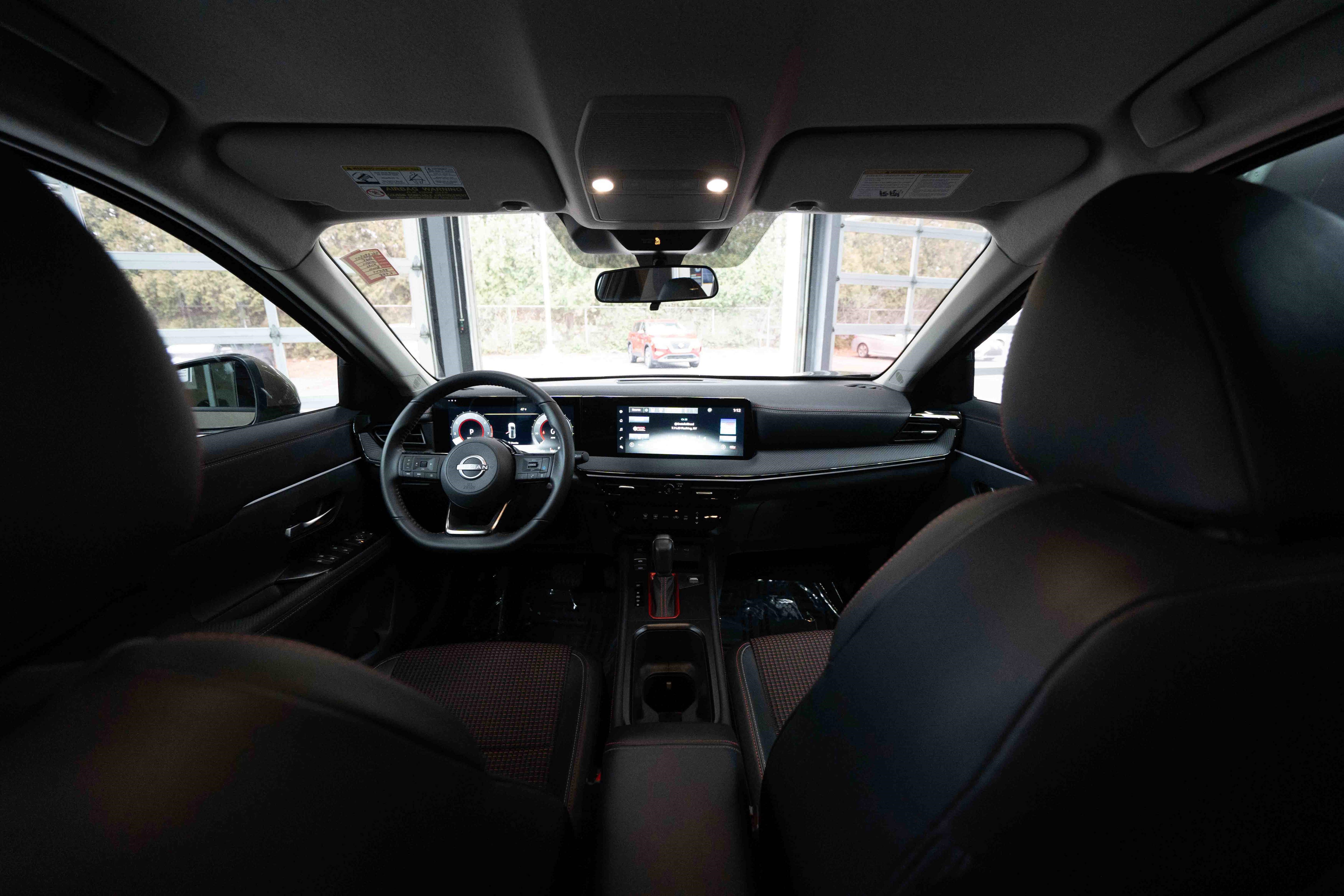 Used 2025 Nissan Kicks SR image 19