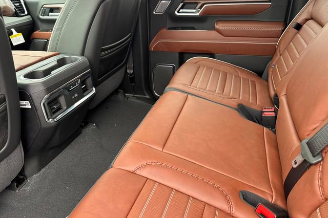 New 2026 GMC Sierra 3500 Denali Ultimate AWD/4WD image 13