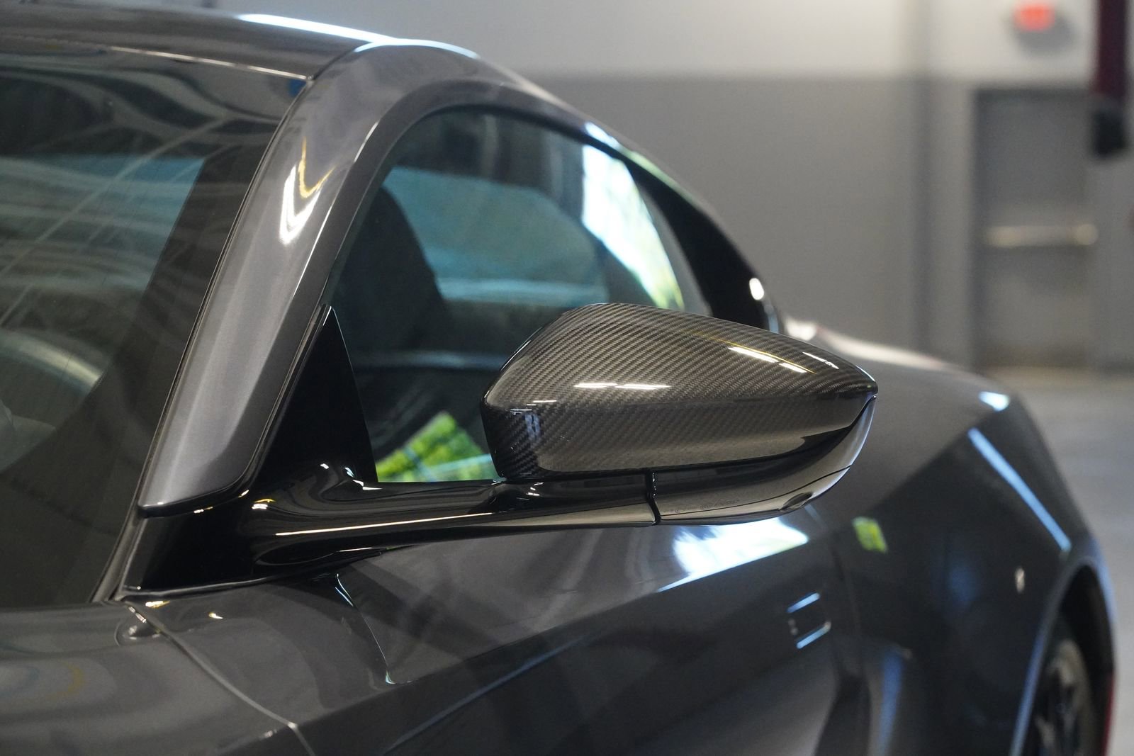 Used 2021 Aston Martin DBS Superleggera RWD image 8
