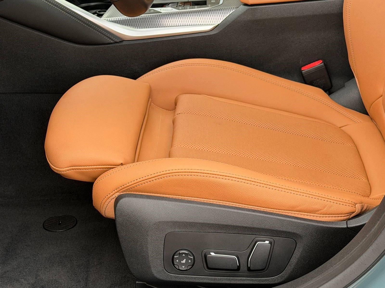 Certified 2025 BMW M440i image 14