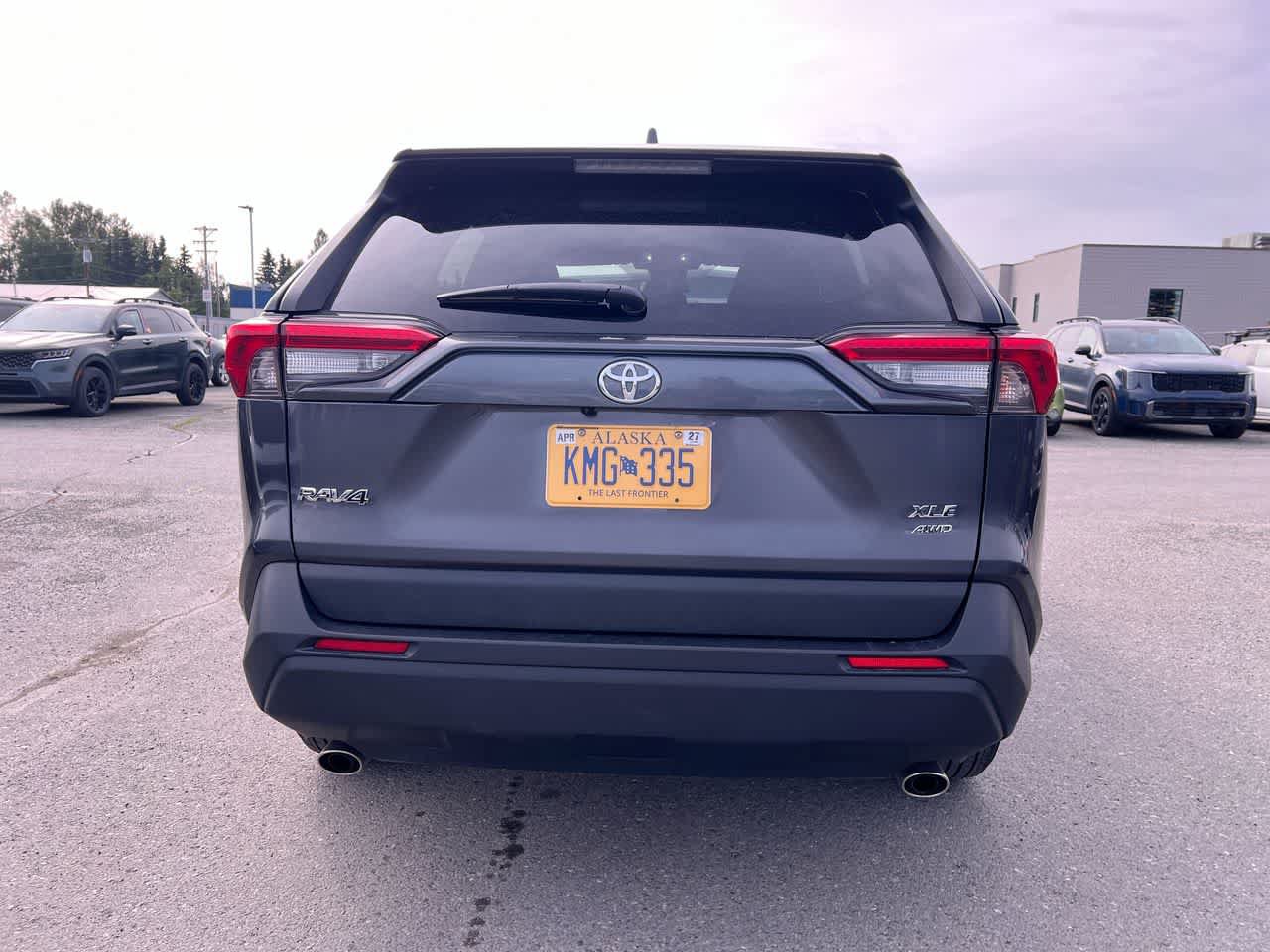 Used 2025 Toyota RAV4 XLE AWD/4WD image 27