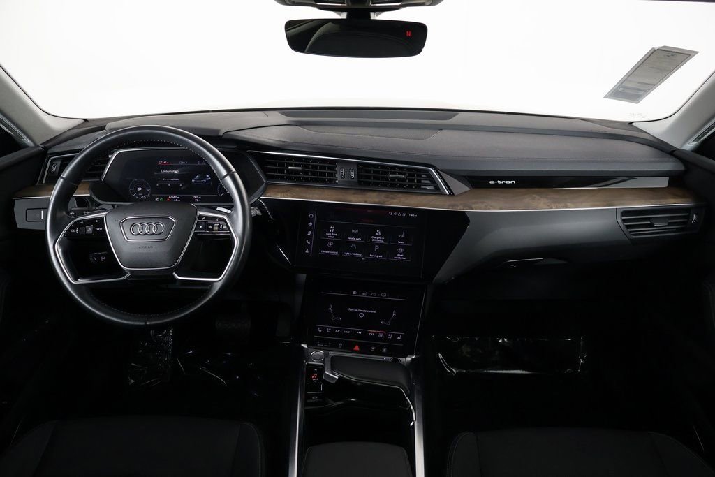 Used 2019 Audi e-tron Premium Plus image 8