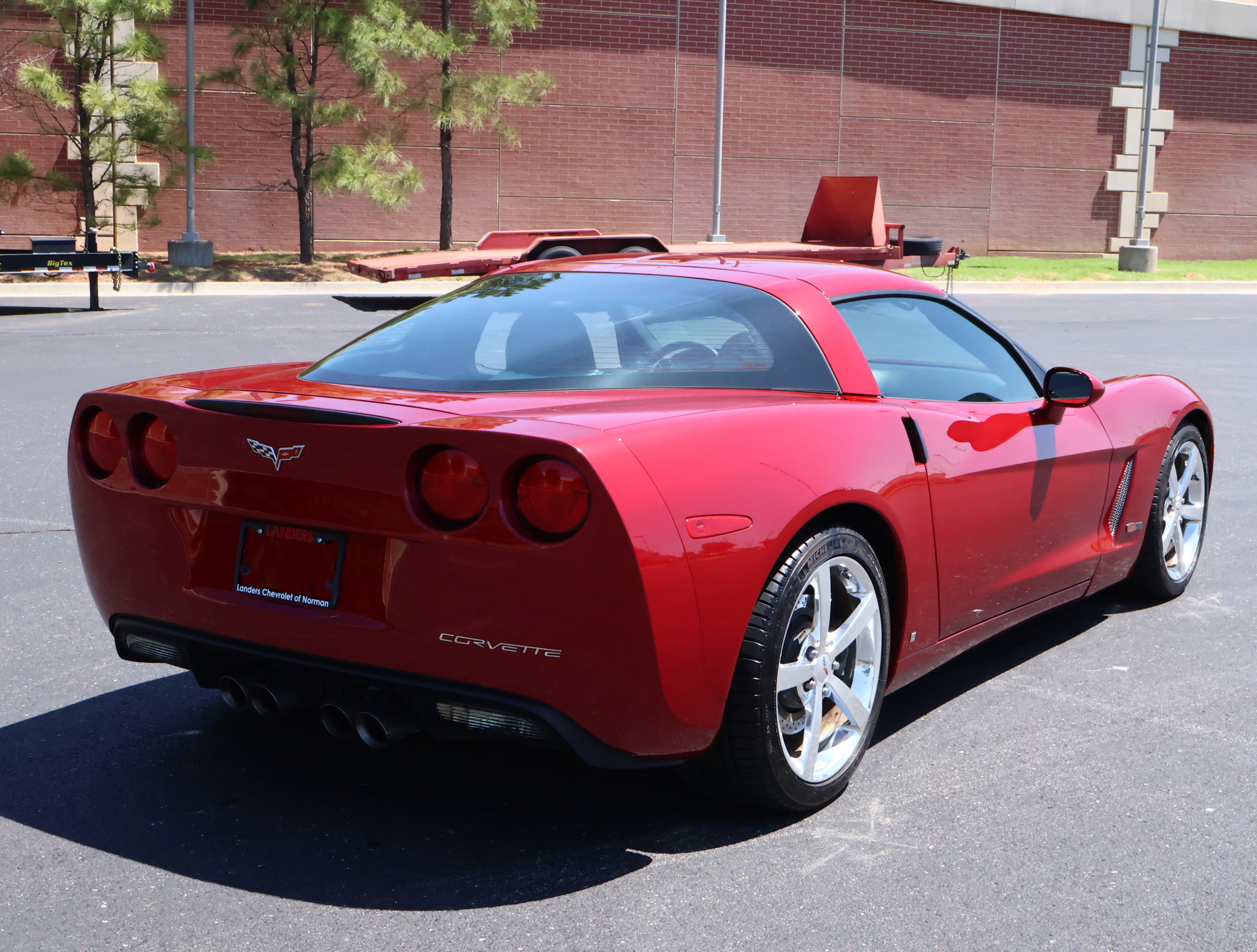 Used 2008 Chevrolet Corvette Coupe w/ Z51 Performance Package RWD image 24