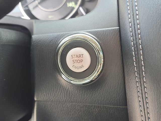 Used 2020 Nissan Armada SL w/ Premium Package image 32